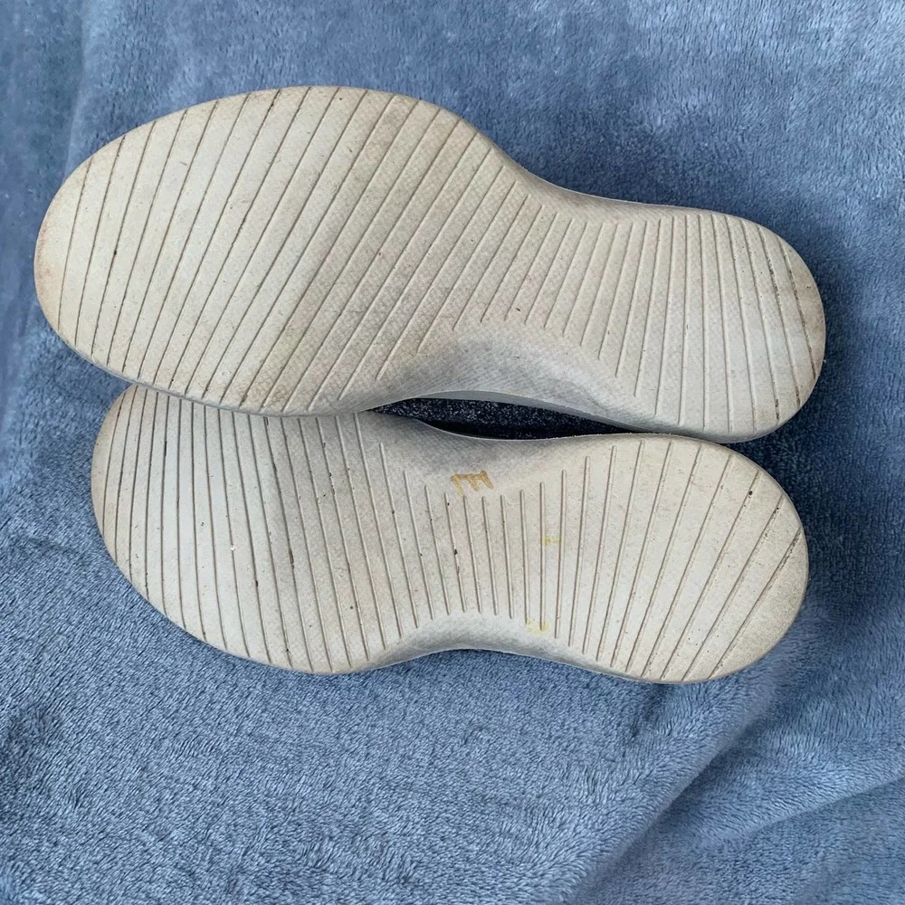 allbirds pictured wear gray